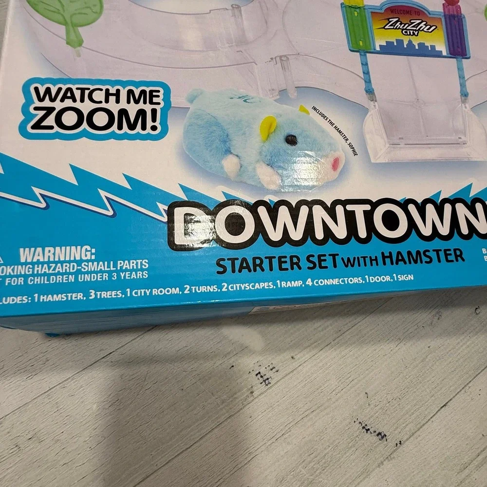 Kid's Toys Hamster Gift Zhu Zhu City Downtown Starter Set Hamster Sophie NEW